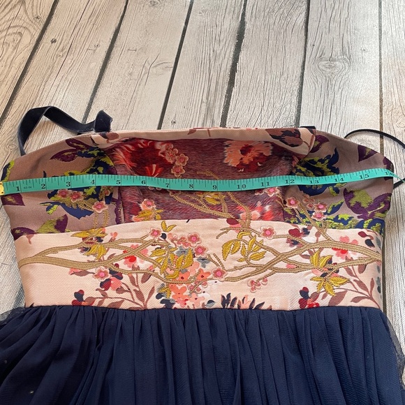 ANTHROPOLOGIE MOULINETTE SOEURS dress SIZE 2
Like new!! - Picture 8 of 10